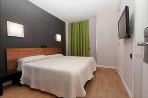 Hostal Joaquín Costa Un Punto Chic