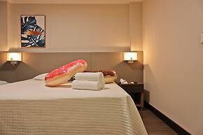 Sandri City Hotel