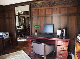 Rosebridge House Bed & Breakfast Adult Retreat