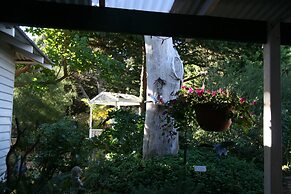 Rosebridge House Bed & Breakfast Adult Retreat