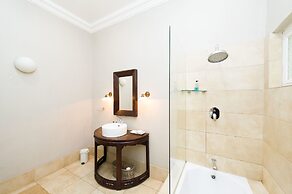 Osborne House - Guest House