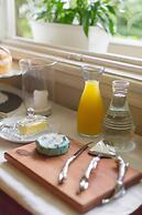 Osborne House - Guest House