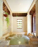 Pool Villa Merumatta Senggigi