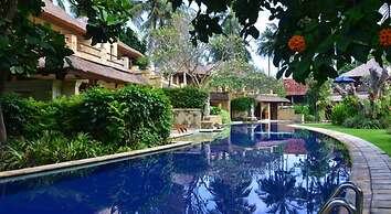 Pool Villa Merumatta Senggigi