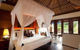 Pool Villa Merumatta Senggigi