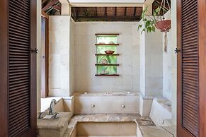 Pool Villa Merumatta Senggigi