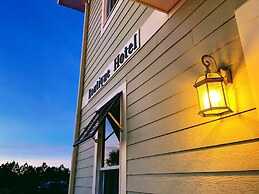 30A Inn & Suites