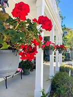30A Inn & Suites