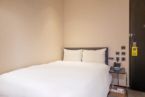 CHECK inn Taipei Xinyi