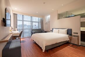 CHECK inn Taipei Xinyi