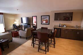 Holiday Inn Express & Suites Chatham South by IHG