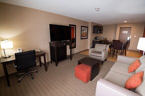 Holiday Inn Express & Suites Chatham South by IHG