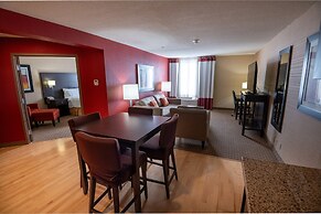 Holiday Inn Express & Suites Chatham South by IHG