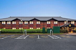 Super 8 by Wyndham Durham