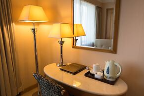 Golden Crown China Hotel