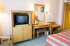 Golden Crown China Hotel