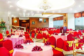 Golden Crown China Hotel