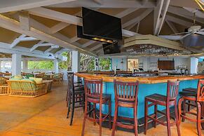 Tamarind Reef Resort Spa & Marina