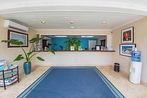 Tamarind Reef Resort Spa & Marina