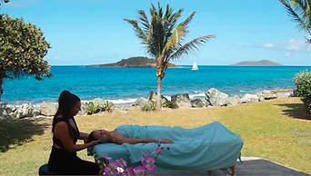 Tamarind Reef Resort Spa & Marina