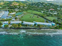 Tamarind Reef Resort Spa & Marina