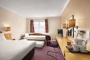 Days Inn by Wyndham Hamilton