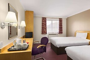 Days Inn by Wyndham Hamilton