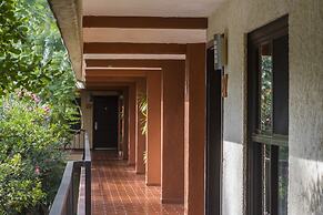 Hotel Puerta Del Sol