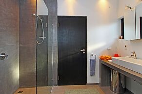 Days At Sea Beach Lodge