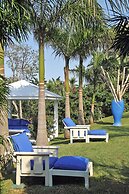 Days At Sea Beach Lodge