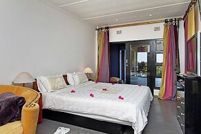 Days At Sea Beach Lodge