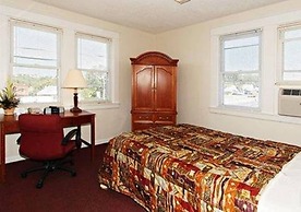 Regal Inn & Suites