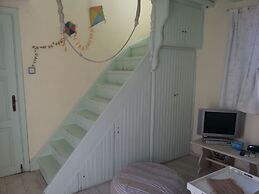 Studios and Suites Rania