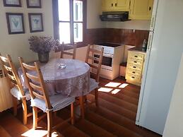 Studios and Suites Rania