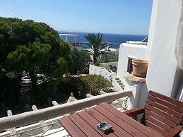 Studios and Suites Rania