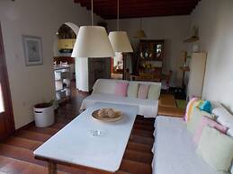 Studios and Suites Rania