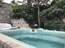 Studios and Suites Rania