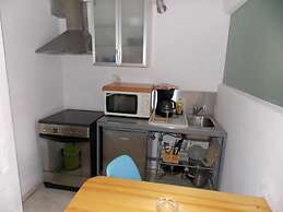 Studios and Suites Rania