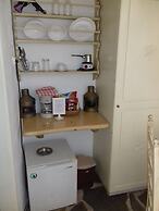 Studios and Suites Rania