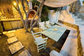 Studios and Suites Rania