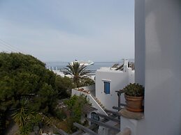 Studios and Suites Rania