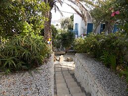 Studios and Suites Rania