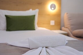 Loutsiana Hotel Apts
