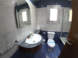 Loutsiana Hotel Apts