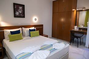 Loutsiana Hotel Apts