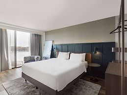 Radisson Blu Waterfront Hotel