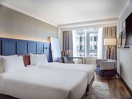 Radisson Blu Waterfront Hotel