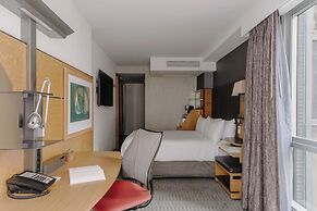 The Jewel Hotel, New York