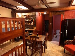 Cedar Park Rainforest Resort