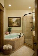 Inn on Lake Granbury